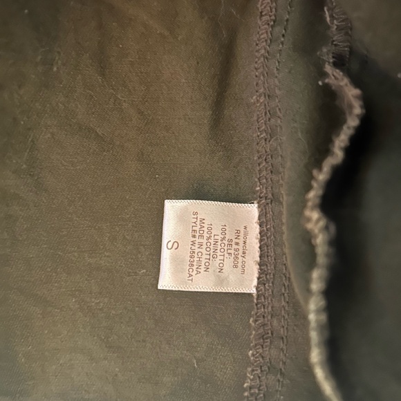 Willow & Clay Women's Green Military Jacket with fun Patches Small - Picture 5 of 5